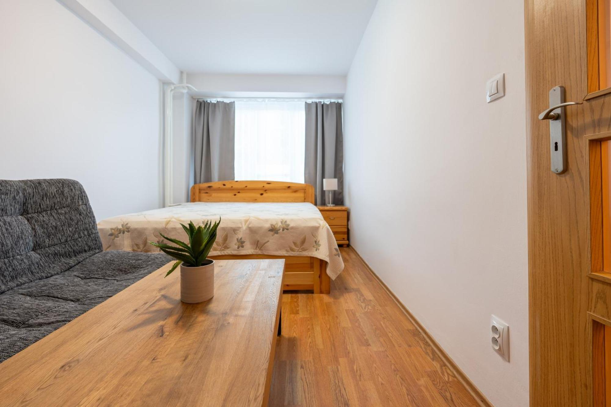 Apartman Patria Strbske Pleso ภายนอก รูปภาพ