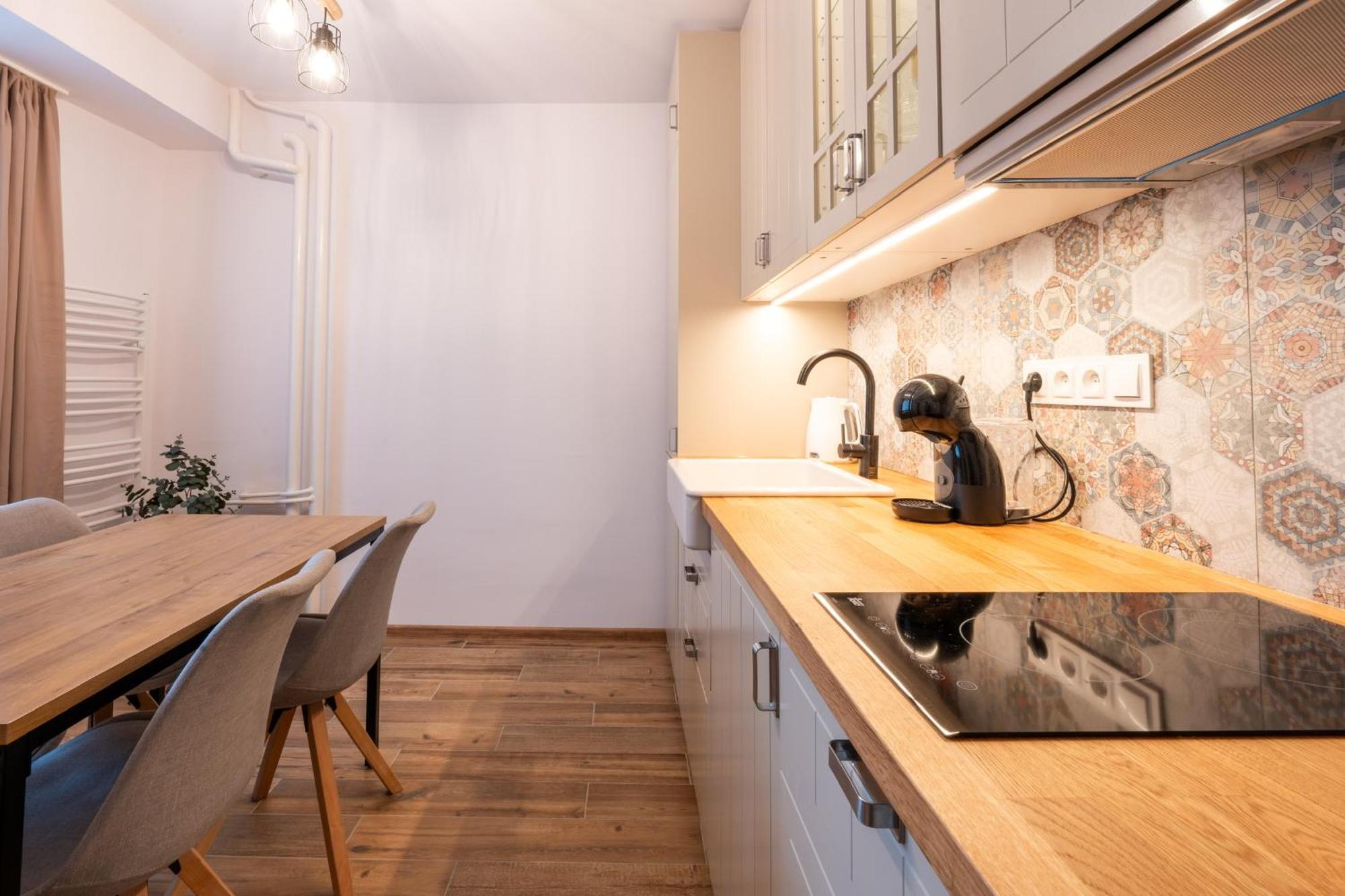 Apartman Patria Strbske Pleso ภายนอก รูปภาพ